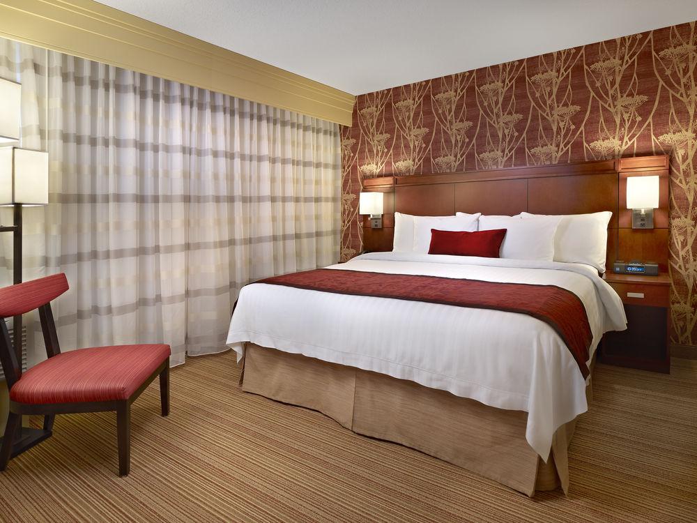 Hotel Courtyard By Marriott Edmonton West Exteriér fotografie