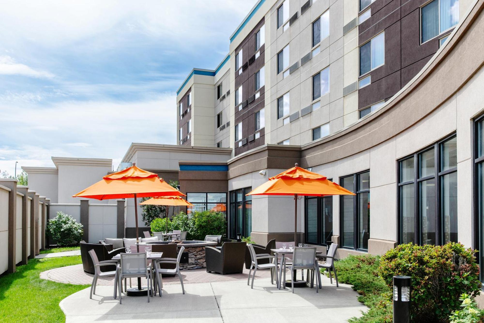 Hotel Courtyard By Marriott Edmonton West Exteriér fotografie